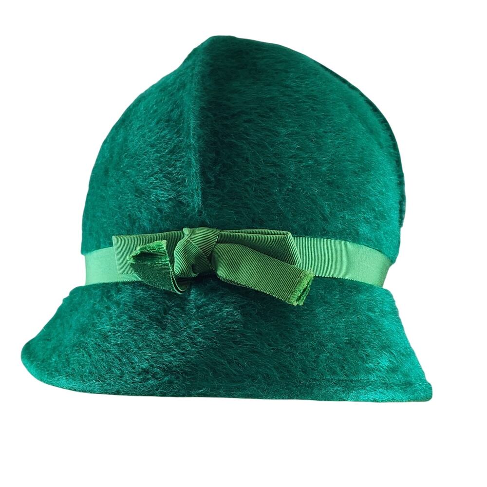 Sandy Braeburn Fur Womens Green Bowed Bucket Hat after Jean Barthet 53cm